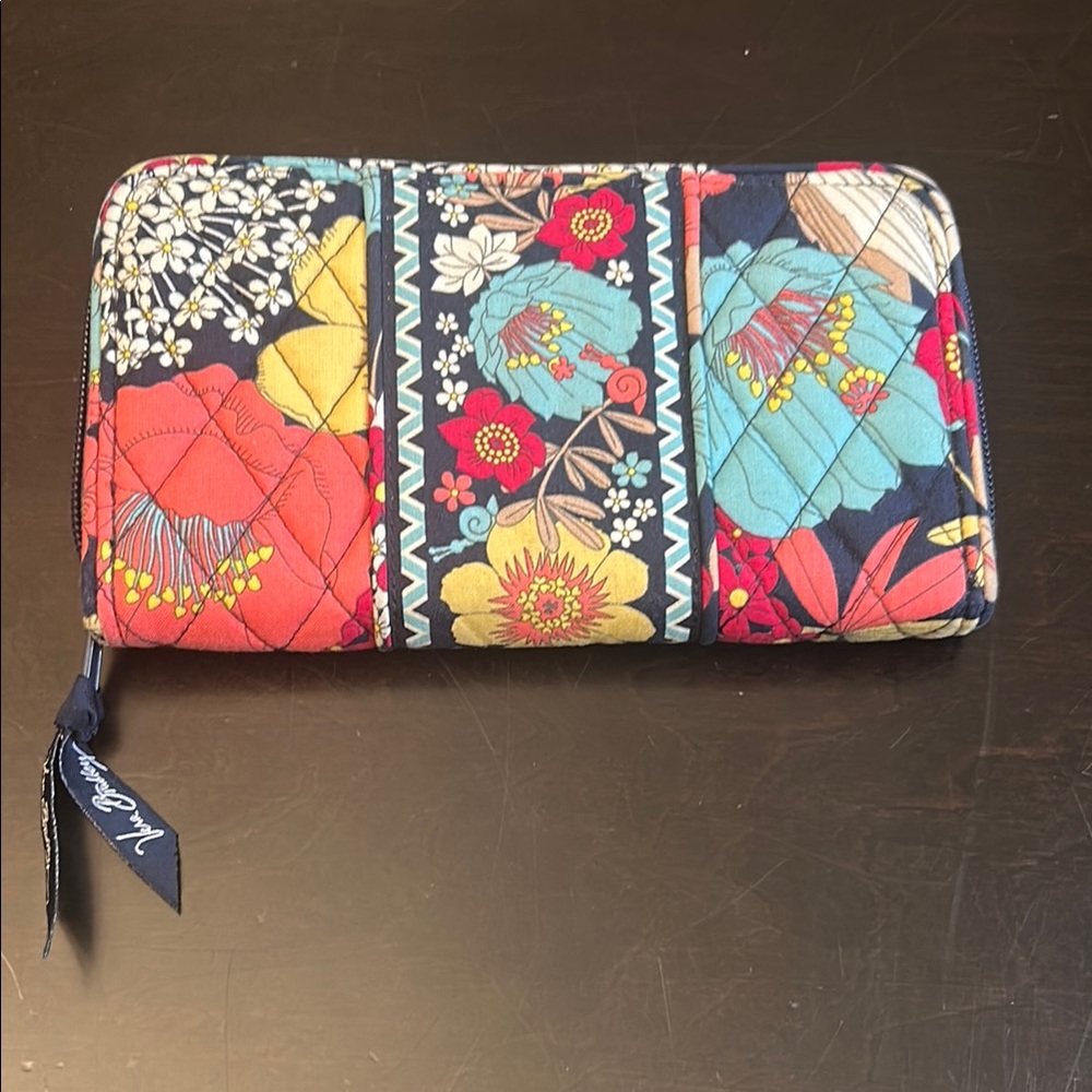 Very Bradley Floral Quilted Wallet